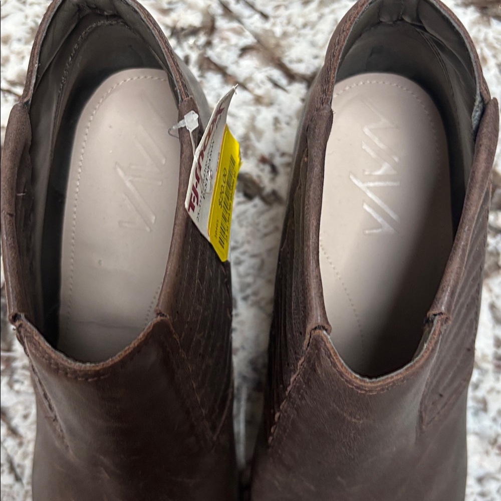Naya Dark Brown Ankle Booties Size 11 - Picture 5 of 7